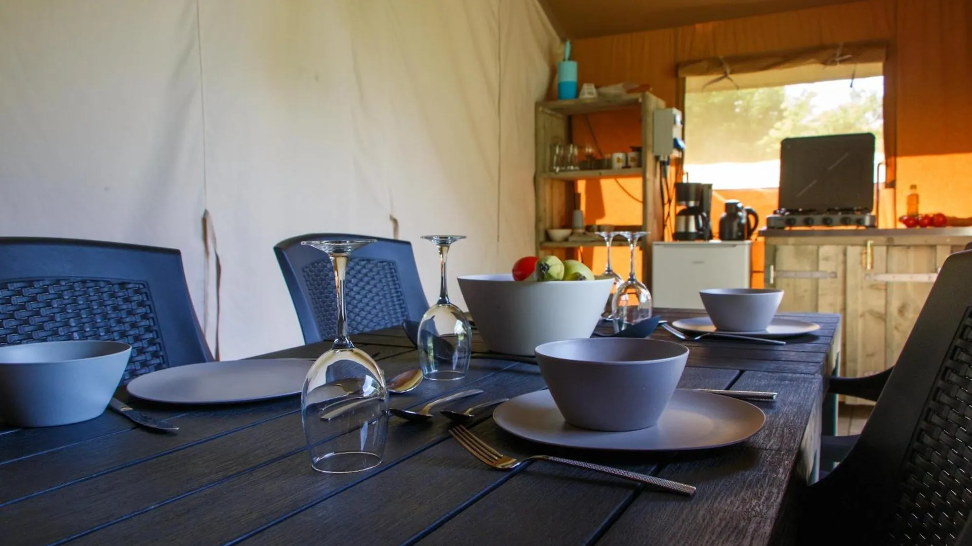 Camping Vallee De L'Our Untereisenbach 0*,